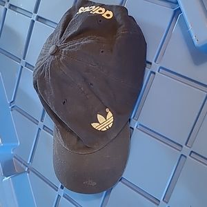 Adidas 90's baseball style hat
